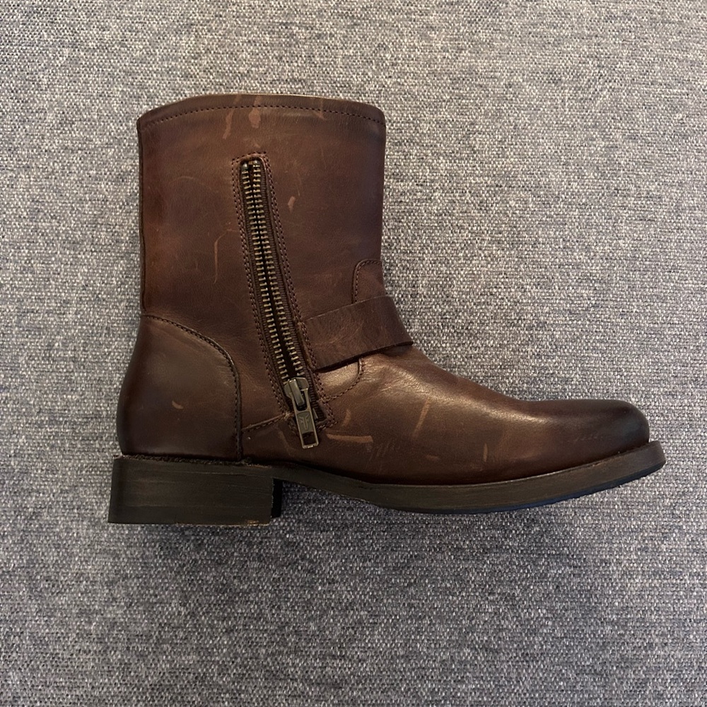Frye Vicky Engineer Boot - Picture 3 of 6